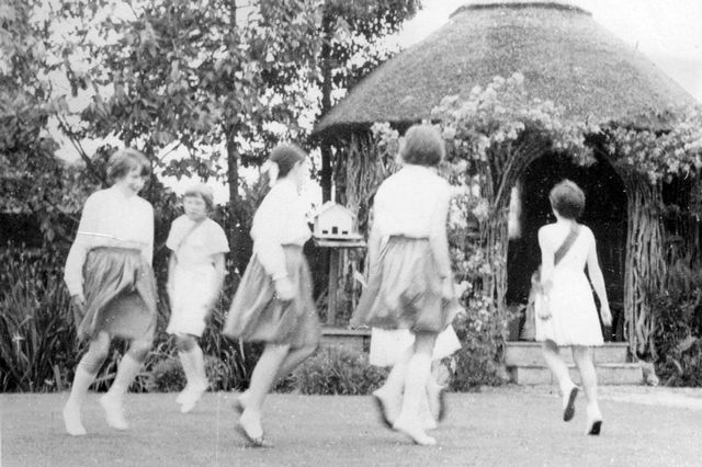 Dancing in the Garden 