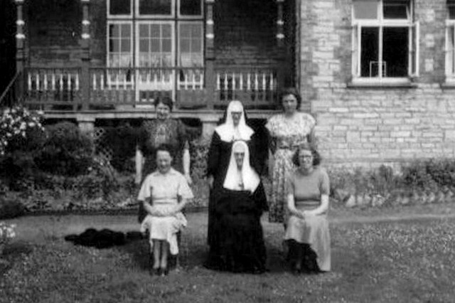 Teachers Behind Covnent